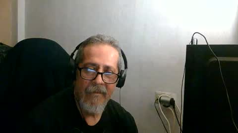 Snapshot of neron401 chatting on May 2026 02:50:01 AM neron401 online show from May 2026 02:50:01 AM