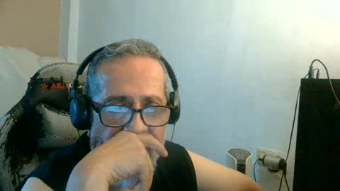 Snapshot of neron401 chatting on July 2026 04:25:02 PM neron401 online show from July 2026 04:25:02 PM
