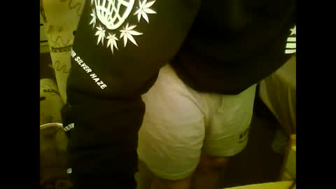 Snapshot of neverland966 chatting on January 2025 11:34:02 PM Mark online show from January 2025 11:34:02 PM