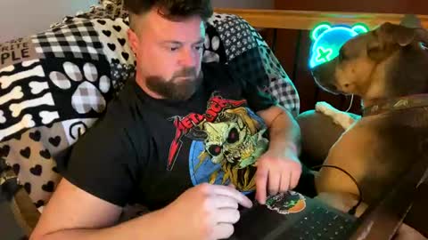 Snapshot of neverwinter44 chatting on April 2026 05:33:02 AM neverwinter44 online show from April 2026 05:33:02 AM