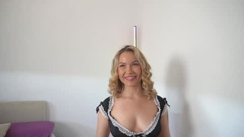 Snapshot of new_dee chatting on February 2026 12:32:02 PM new dee online show from February 2026 12:32:02 PM