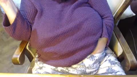 Lilly  online show from December 2024 05:45:01 AM