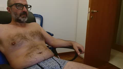 Snapshot of new_simi_74 chatting on September 2025 04:03:01 AM simi online show from September 2025 04:03:01 AM