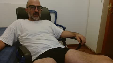 Snapshot of new_simi_74 chatting on September 2025 04:18:02 AM simi online show from September 2025 04:18:02 AM