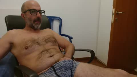 Snapshot of new_simi_74 chatting on September 2025 06:24:02 PM simi online show from September 2025 06:24:02 PM