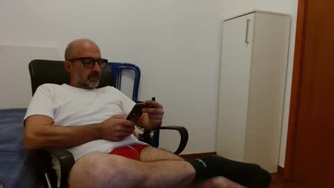 Snapshot of new_simi_74 chatting on October 2025 06:49:02 PM simi online show from October 2025 06:49:02 PM