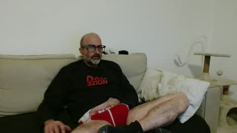 Snapshot of new_simi_74 chatting on November 2025 08:30:02 PM simi online show from November 2025 08:30:02 PM