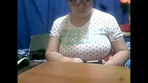 Snapshot of new_taboo_fetishqueen chatting on October 2025 07:20:02 AM mariapaula online show from October 2025 07:20:02 AM