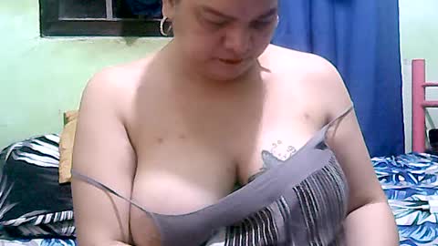 Snapshot of new_taboo_fetishqueen chatting on July 2026 05:07:02 PM mariapaula online show from July 2026 05:07:02 PM