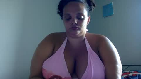 Snapshot of newfiebbw chatting on July 2026 07:43:01 PM Ms. Natural online show from July 2026 07:43:01 PM