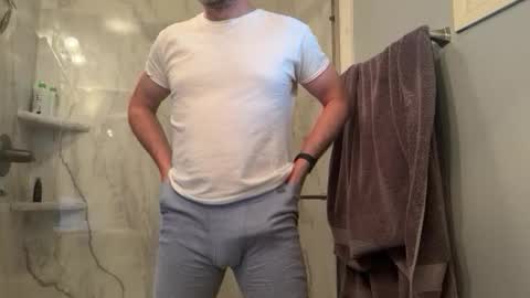 newguy_097 online show from February 2026 12:22:02 AM