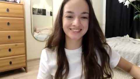 Snapshot of newproject_ chatting on November 2025 04:18:02 PM Nova online show from November 2025 04:18:02 PM