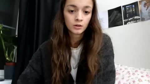 Snapshot of newproject_ chatting on November 2025 06:24:02 PM Nova online show from November 2025 06:24:02 PM