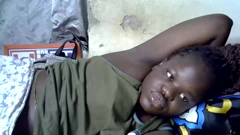 Snapshot of newrockgal chatting on December 2024 05:27:01 AM ryena and pam online show from December 2024 05:27:01 AM