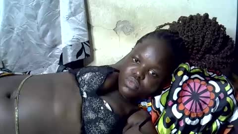 Snapshot of newrockgal chatting on December 2024 03:06:01 PM ryena and pam online show from December 2024 03:06:01 PM