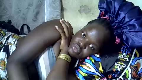 Snapshot of newrockgal chatting on December 2024 04:31:01 PM ryena and pam online show from December 2024 04:31:01 PM