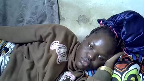 Snapshot of newrockgal chatting on December 2024 06:23:01 AM ryena and pam online show from December 2024 06:23:01 AM