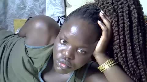 Snapshot of newrockgal chatting on December 2024 05:14:02 AM ryena and pam online show from December 2024 05:14:02 AM