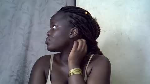 Snapshot of newrockgal chatting on December 2024 04:51:01 PM ryena and pam online show from December 2024 04:51:01 PM