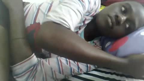 Snapshot of newrockgal chatting on January 2025 04:48:02 AM ryena and pam online show from January 2025 04:48:02 AM