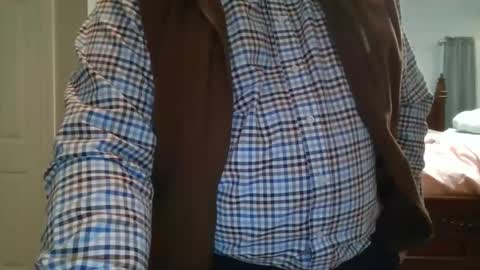 Snapshot of newtothis1015 chatting on January 2025 11:36:02 PM Daring online show from January 2025 11:36:02 PM