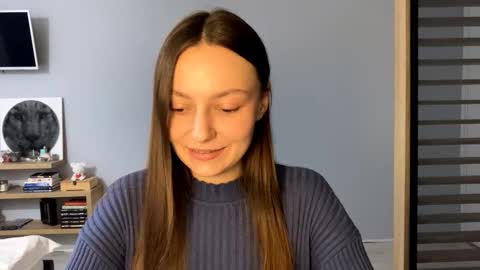 Agne online show from December 2025 01:40:02 PM