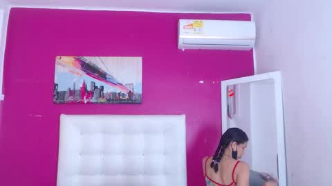 nextdoor_fantasy online show from February 2026 03:23:02 AM