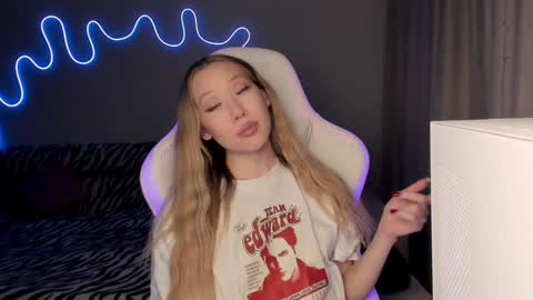 Mina online show from February 2025 02:37:01 PM