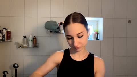 Kate Ng online show from April 2026 05:54:01 AM