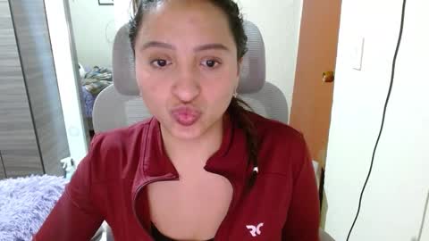 Snapshot of nia_cop chatting on February 2026 03:35:01 AM Dani online show from February 2026 03:35:01 AM