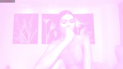 Snapshot of niasalvatore chatting on February 2025 08:47:01 PM Call me Nia online show from February 2025 08:47:01 PM