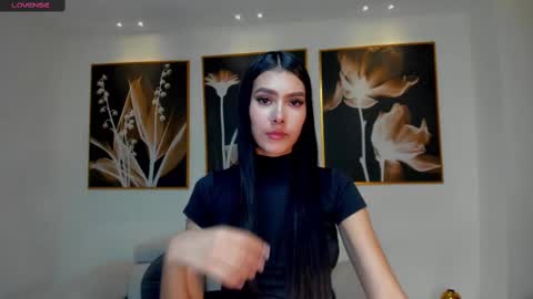 Snapshot of niasalvatore chatting on March 2025 11:39:02 AM Call me Nia online show from March 2025 11:39:02 AM