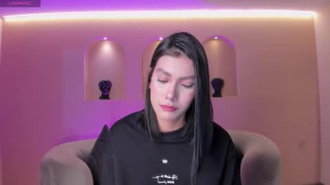 Snapshot of niasalvatore chatting on September 2025 07:27:02 PM Call me Nia online show from September 2025 07:27:02 PM