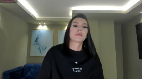 Snapshot of niasalvatore chatting on October 2025 07:11:01 PM Call me Nia online show from October 2025 07:11:01 PM