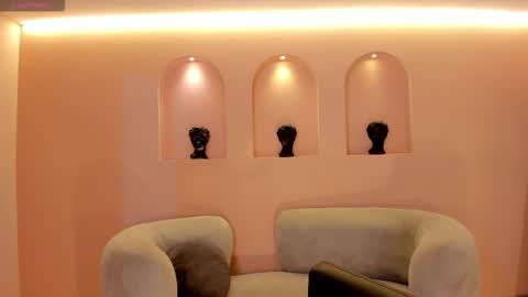 Snapshot of niasalvatore chatting on October 2025 11:11:01 AM Call me Nia online show from October 2025 11:11:01 AM