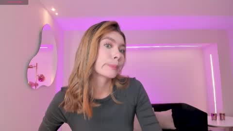 Snapshot of niasalvatore chatting on May 2026 07:09:01 PM Call me Nia online show from May 2026 07:09:01 PM