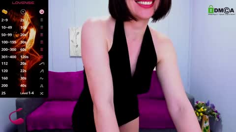 niasmithh online show from February 2025 01:19:02 PM