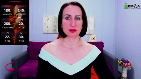 niasmithh online show from March 2025 06:48:01 PM