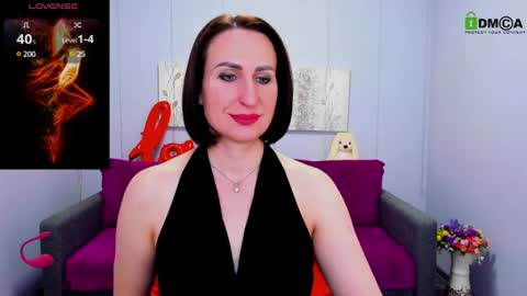 niasmithh online show from March 2025 01:08:01 PM