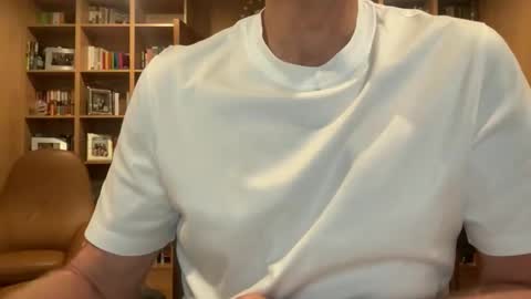 Snapshot of nice_gentle_naughty chatting on June 2026 06:34:02 PM Nice Gentle Naughty online show from June 2026 06:34:02 PM