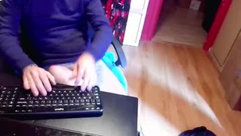 nicecck24 online show from December 2025 05:48:01 AM