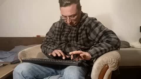 nicefuck0077 online show from December 2024 01:55:02 AM