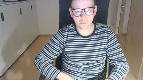 Snapshot of niceguyflo chatting on March 2025 02:50:01 AM NiceGuyFlo online show from March 2025 02:50:01 AM