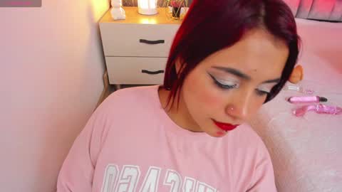 Snapshot of nicelle_carson chatting on January 2025 03:11:02 PM Nicolle online show from January 2025 03:11:02 PM