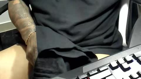 Camila And Steeven online show from November 2025 02:31:02 AM