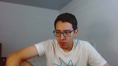 Snapshot of nicholasfinn chatting on May 2026 05:40:02 PM Nick online show from May 2026 05:40:02 PM