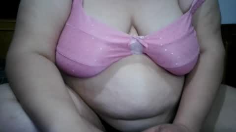 Nicholle online show from March 2026 10:42:01 PM