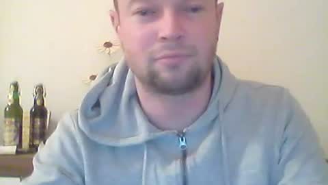 Snapshot of nick1990b chatting on February 2025 07:58:01 PM nick1990b online show from February 2025 07:58:01 PM