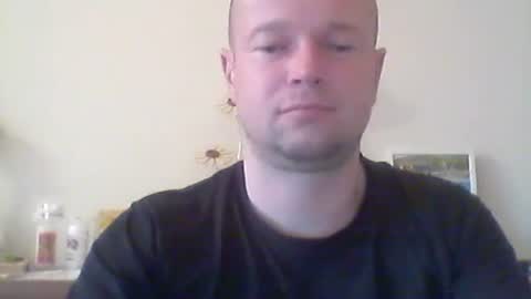 nick1990b online show from April 2026 05:37:01 PM