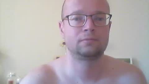 nick1990b online show from April 2026 05:10:02 PM